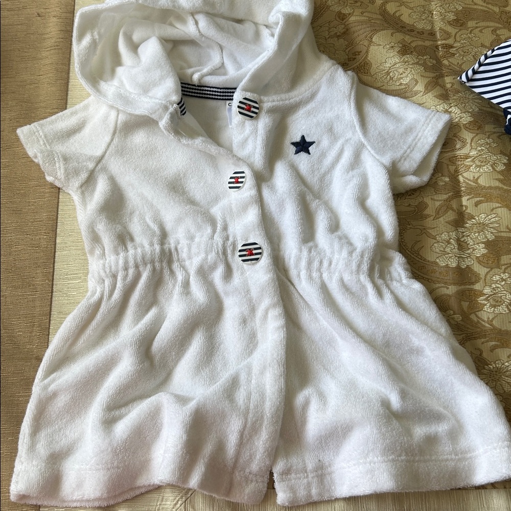 Carter's White Hooded Swim Coverup with Star